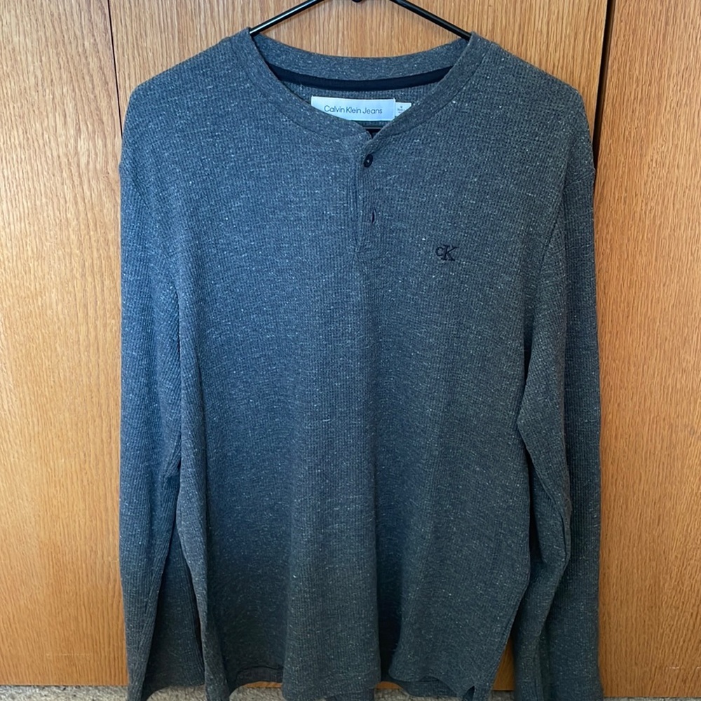 Calvin Klein Henley - Size M - Gray